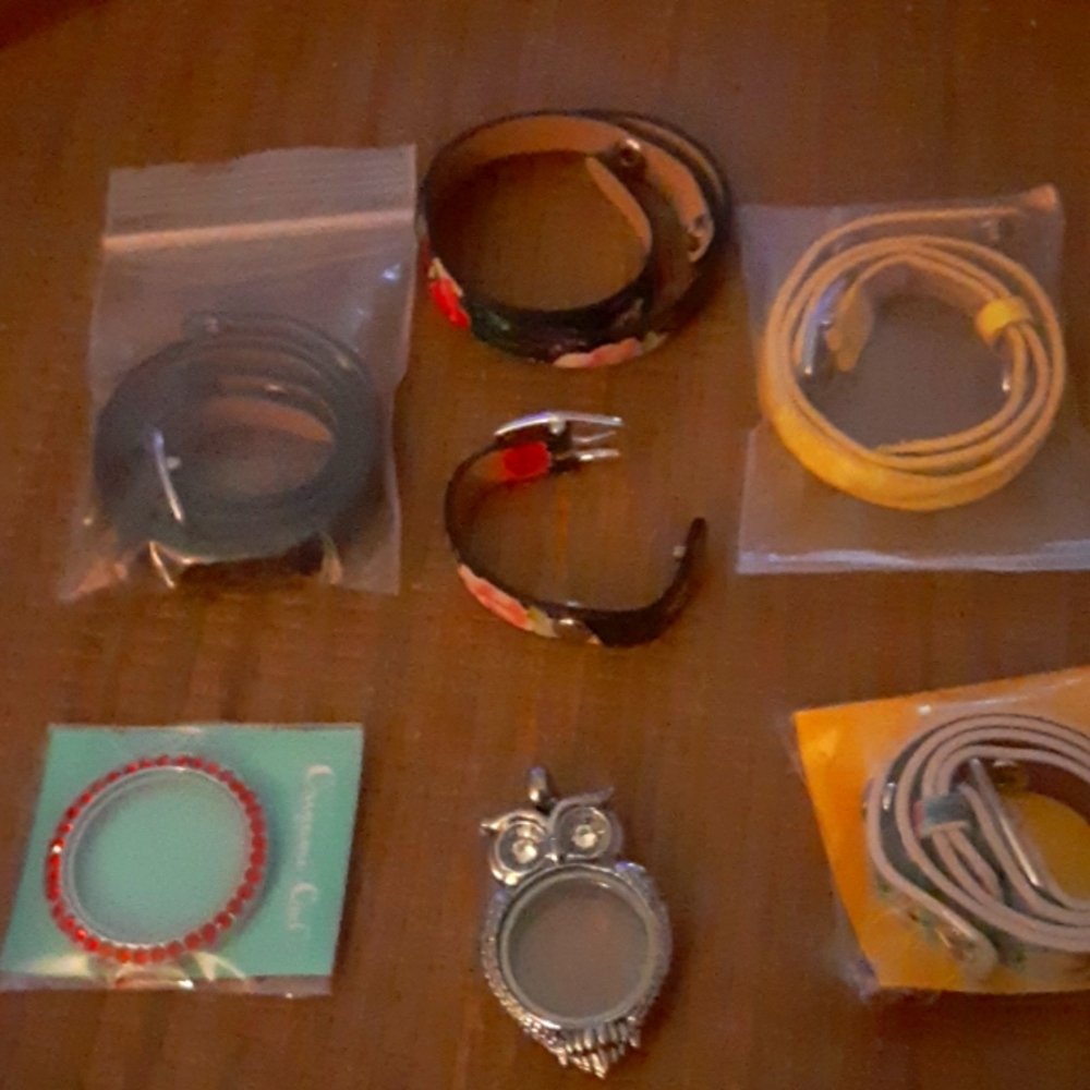 Origami owl various jewelry items